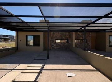 Casa · 90m² · 3 Ambientes · Alquiler - Duplex en Docta 2 Habitaciones