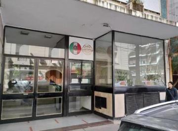 Local comercial de 3 ambientes, Recoleta · Local Comercial de 144 m² en Venta, Recoleta. Arenales y Ayacucho
