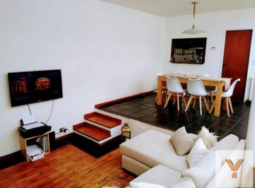 Casa · 73m² · 3 Ambientes · Casa en Venta - 2 Dorm. 1 Baño - Quilmes