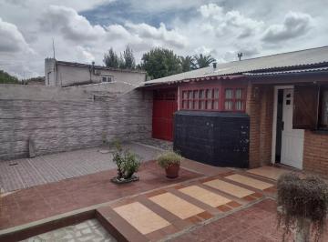 Casa · 250m² · 4 Ambientes · 1 Cochera · Casa en Venta - 3 Dorm. 1 Baño - Cochera - 300 m² - Mar del Plata