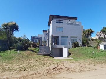 Departamento · 68m² · 3 Ambientes · Departamento en Venta - 2 Dorm. 2 Baños - Villa Gesell
