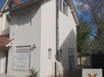 Casa · 84m² · 3 Ambientes · Casa en Venta - 2 Dorm. 1 Baño - 94 m² - Pilar