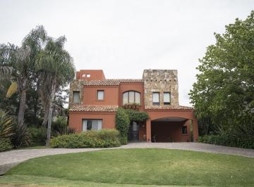 Casa de 5 ambientes, Pilar · Casa Colonial El Venta en Barrio Champagnat, Estancias del Pilar