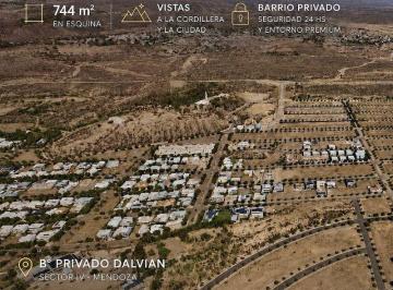 Terreno , Ciudad de Mendoza · Venta B" Privado Dalvian. Terreno Esquina. 744 m² con Vista a Cordillera y Ciudad. Mendoza.