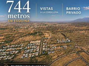 Terreno , Ciudad de Mendoza · Venta B" Privado Dalvian. Terreno Esquina. 744 m² con Vista a Cordillera y Ciudad. Mendoza.