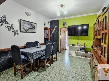PH · 180m² · 4 Ambientes · PH en Venta - 3 Dorm. 2 Baños - Morón