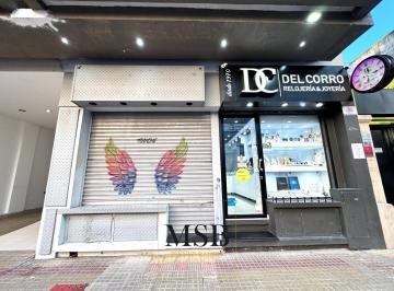 Local comercial · 32m² · 1 Ambiente · Local Frente Al Pasaje Rodrigo