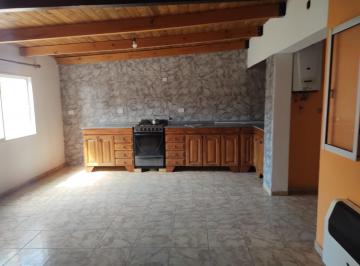 Casa · 179m² · 5 Ambientes · 2 Cocheras · Departamento en Rosario