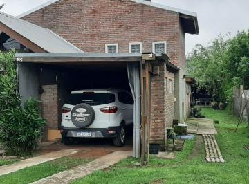 Casa · 156m² · 5 Ambientes · 1 Cochera · Casa con Fácil Acceso Desde Autopista - Funes