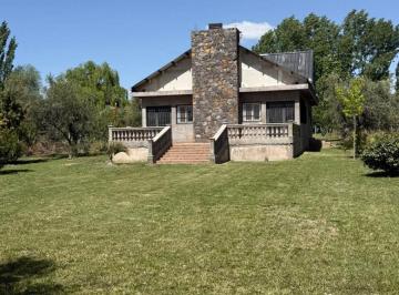 Casa de 7 ambientes, Lunlunta · Vendo Importante Propiedad en Lunlunta.
