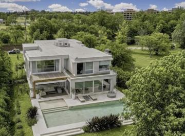 Casa · 498m² · 5 Ambientes · 8 Cocheras · Casa en Venta Buenos Aires Golf Club Vista Al Golf