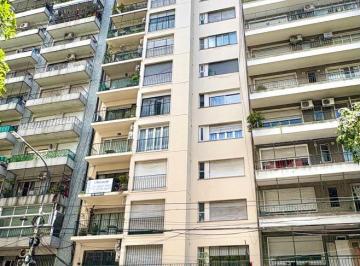Departamento de 3 ambientes, Almagro · 3 Ambientes con Dependencia Interno a Reciclar