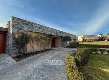Casa · 222m² · 4 Ambientes · 2 Cocheras · Casa 5 Amb de Excelente Calidad - Arenas del Sur