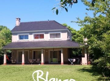 Casa · 140m² · 5 Ambientes · 1 Cochera · Casa en Alquiler en Buen Retiro, Pilar, G. B. a. Zona Norte