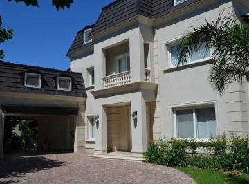 Casa · 460m² · 5 Ambientes · 1 Cochera · Casa en Venta en La Lomada, Pilar, G. B. a. Zona Norte