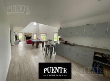 Casa · 390m² · 5 Ambientes · Casa - Barrio Fincas de San Vicente Golf - Venta con Renta Hasta Mediados del 2026