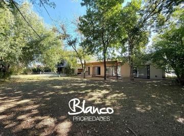 Casa · 170m² · 4 Ambientes · 1 Cochera · Casa en Venta en San Matias, Escobar, G. B. a. Zona Norte