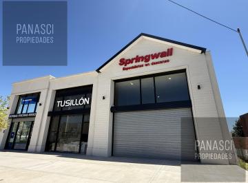 Local comercial · 130m² · Local Esquina en Alquiler o Venta. Locales 1 y 2 en Venta.