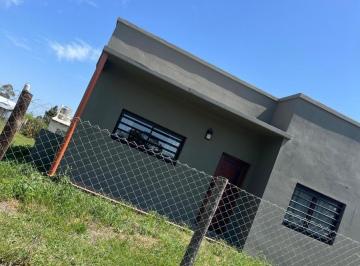 Casa · 60m² · 2 Ambientes · Casa en Venta - 1 Dormitorio 1 Baño - Parque Bristol