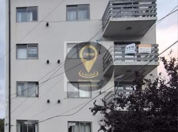 Departamento · 73m² · 3 Ambientes · 1 Cochera · Departamento en Venta en Pasaje Gutierrez Al 700