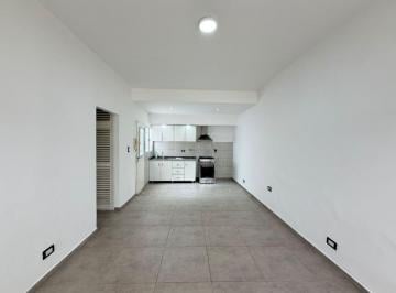 Departamento · 36m² · 2 Ambientes · 1 Cochera · Excelente Departamento Dos Ambientes C/cochera y Patio en Villa Sarmiento