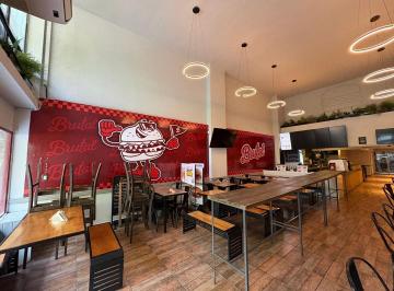 Fondo de comercio · 200m² · 2 Ambientes · Hamburgueseria en Zona Centro