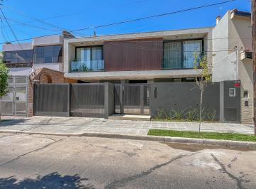 Casa · 312m² · 5 Ambientes · Casa en Venta en Martínez, San Isidro, G. B. a. Zona Norte