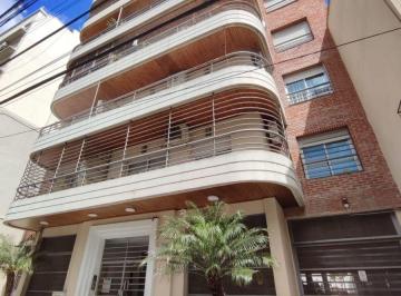 Departamento de 4 ambientes, Caballito · Inmejorable 4amb con Balcón - Cochera - Baulera
