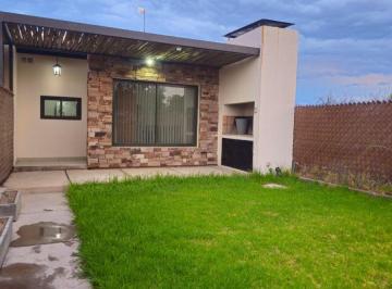 Casa de 3 ambientes, Maipú · Apto Crédito Hipotecario Casa en Venta 70 m² | B° Suelos de Tropero | Maipú