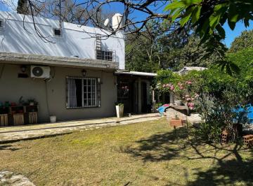 Casa · 300m² · 6 Ambientes · Casa en Venta - 5 Dorm. 1 Baño - La Matanza