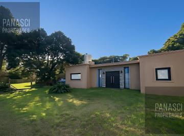 Casa · 75m² · 2 Ambientes · Casa en Venta en Barrio Cerrado La Armonia.