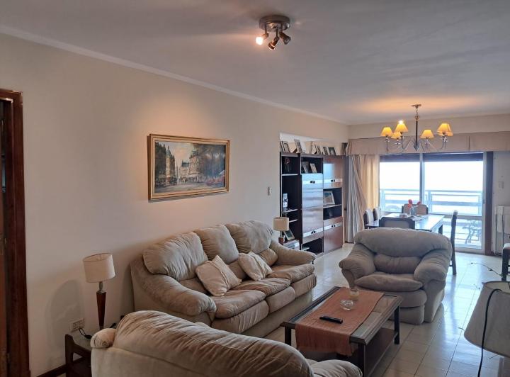 Departamento · 122m² · 4 Ambientes · 2 Cocheras
