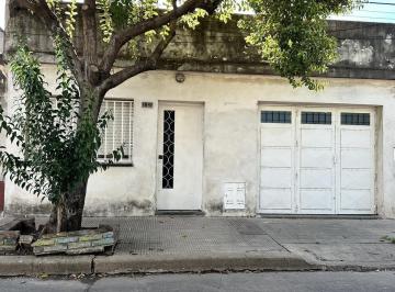 Casa · 119m² · 5 Ambientes · 1 Cochera · Amundsen 2840 - Venta Casa 3 Dorm.