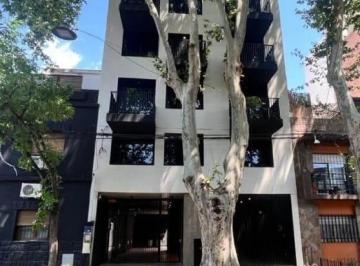 Departamento · 29m² · 1 Ambiente · Crespo 390 01 B - Venta Monoambiente con Balcón