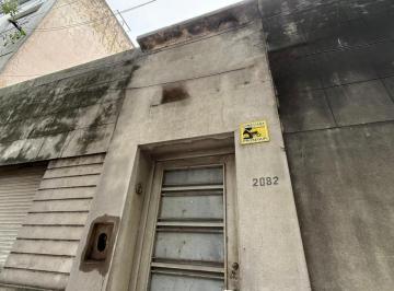 Casa · 200m² · 5 Ambientes · 1 Cochera · Necochea 2082 - Venta Lote Ideal Constructora