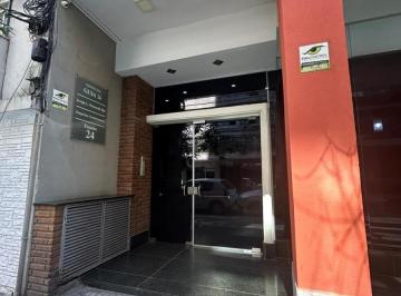 Departamento · 80m² · 3 Ambientes · 2 Cocheras · España 24 Piso 13 - Venta Departamento 2 Dorm.