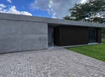 Casa · 160m² · 6 Ambientes · 2 Cocheras · Casa a Estrenar en Barrio Cerrado North Bell I