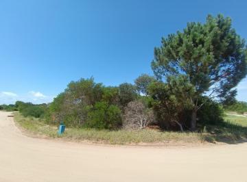 Terreno · 980m² · Lote en Venta en Costa Esmeralda, Barrio Senderos 4 414