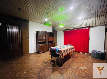 PH · 193m² · 5 Ambientes · PH en Venta - 4 Dorm. 2 Baños - Pompeya
