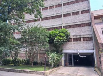 Garage · 13m² · Cochera en Venta en Lanus