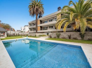 Departamento de 4 ambientes, Morón · Depto 4 Amb - Balcon con Parrilla - Patio - 2 Cocheras - Baulera // o Connor 149