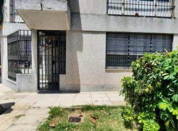 PH de 3 ambientes, La Matanza · PH Tipo Casa de 3amb C/cochera y Patio (Ramos Mejía)