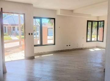 Casa · 90m² · 4 Ambientes · 1 Cochera · 2 Duplex Modernos a Estrenar