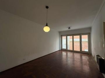 Departamento · 84m² · 3 Ambientes · Departamento en Zona Plaza Colon