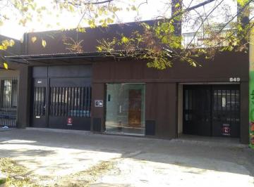 Local comercial · 290m² · 8 Ambientes · 1 Cochera · Edificio Comercial en Venta - 290 m² - Tolosa