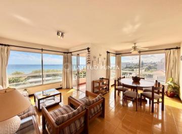 Foto1 · Apartamento en Mansa Frente Al Mar, 3 Dorm.