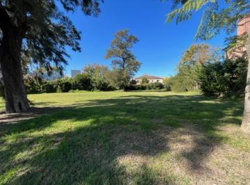 Terreno · 818m² · Conquipropiedades - Venta Lote en Laguna del Sol
