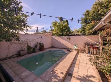 Casa de 4 ambientes, Las Heras · Casa Reciclada con Quincho Premium y Pileta | Estratégica Ubicación en Las Heras.