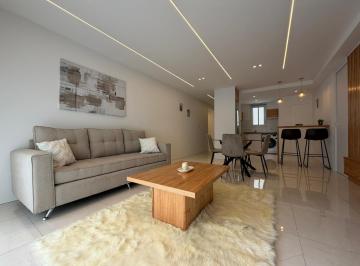 Departamento · 72m² · 3 Ambientes · Departamento en Venta 3 Ambientes a La Calle con Balcón Saliente