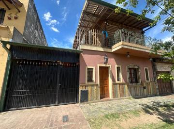 Casa · 185m² · 4 Ambientes · 2 Cocheras · Casa en Venta en Escobar.